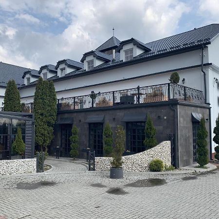 Hotel Kameleon Tarnobrzeg Extérieur photo