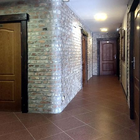 Hotel Kameleon Tarnobrzeg Extérieur photo